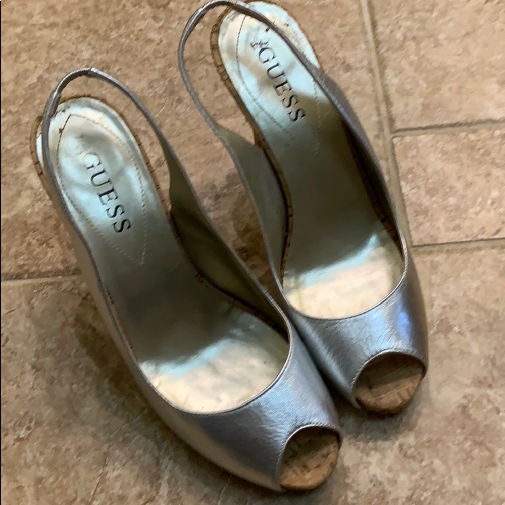 Guess sandal